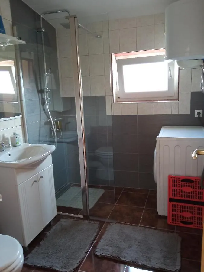 Katy&Mladen Appartement Baška